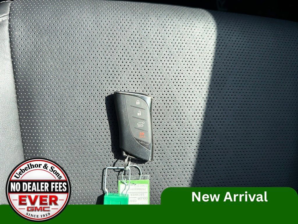 Used 2023 Lexus RX 350 Premium Plus w/ Cold Area Package AWD/4WD image 32