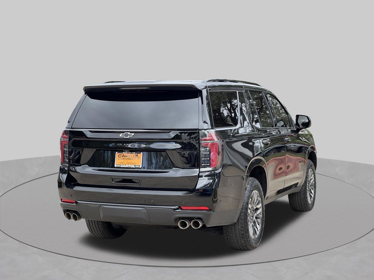 Used 2025 Chevrolet Tahoe Z71 AWD/4WD image 5