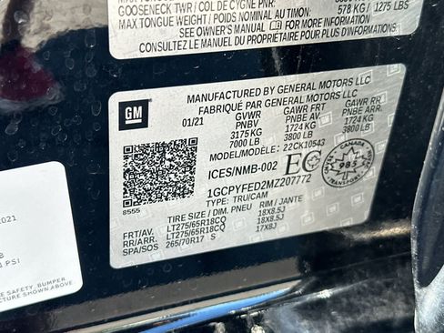 Used 2021 Chevrolet Silverado 1500 LT Trail Boss w/ Convenience Package II AWD/4WD image 28