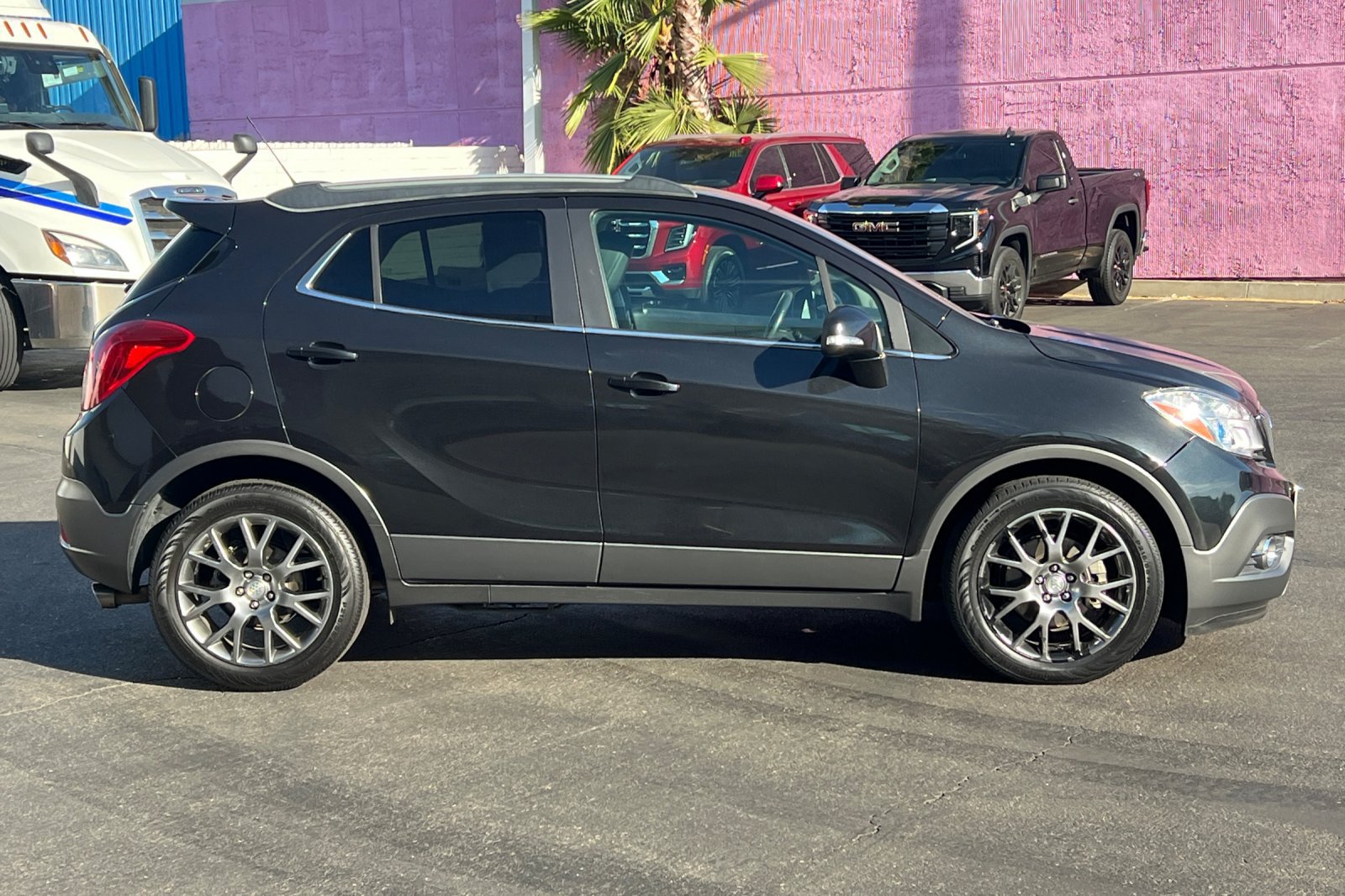 Used 2016 Buick Encore Sport Touring FWD image 3