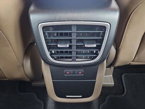 Used 2018 Lincoln MKX Reserve w/ Lincoln MKX Climate Package image 17