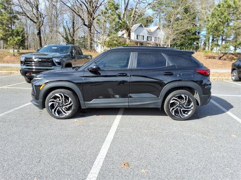 Certified 2024 Chevrolet TrailBlazer RS w/ Driver Confidence Package image 5