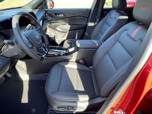 New 2026 Chevrolet Trax RS w/ Sunroof Package image 13