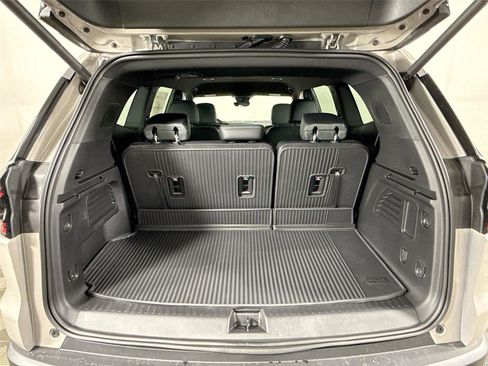 New 2026 GMC Acadia AT4 w/ Luxury Package AWD/4WD image 20