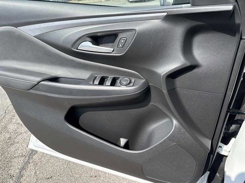 New 2026 Buick Envista Preferred image 11