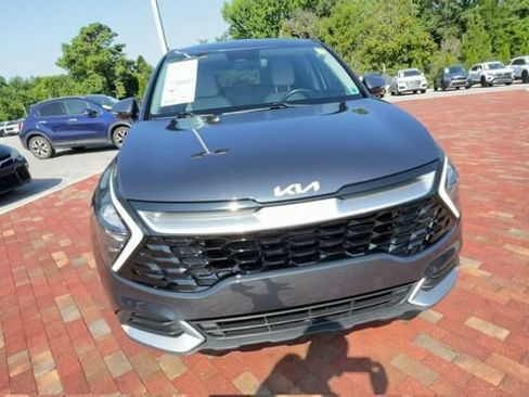 Used 2023 Kia Sportage EX FWD image 4