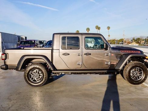 New 2026 Jeep Gladiator Mojave w/ Safety Group image 13