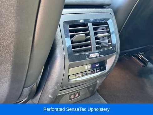 Used 2025 BMW X4 xDrive30i AWD/4WD image 21