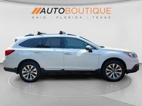 Used 2017 Subaru Outback 3.6R Touring w/ Popular Package #5A AWD/4WD image 7