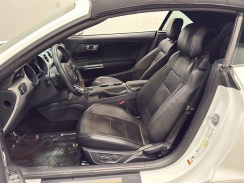 Used 2016 Ford Mustang GT Premium image 10