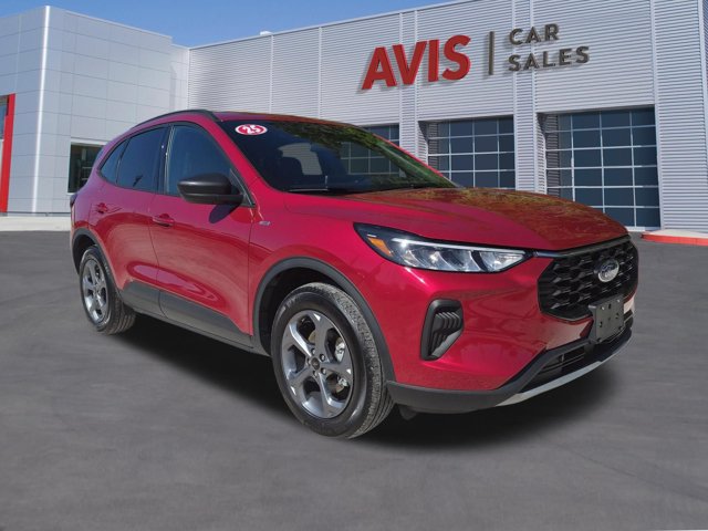 Used 2025 Ford Escape ST-Line AWD/4WD image 3