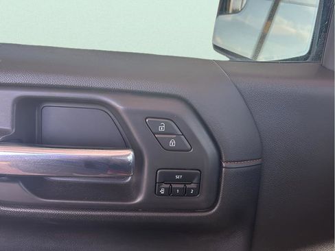 Used 2020 GMC Sierra 1500 AT4 w/ AT4 Preferred Package image 8