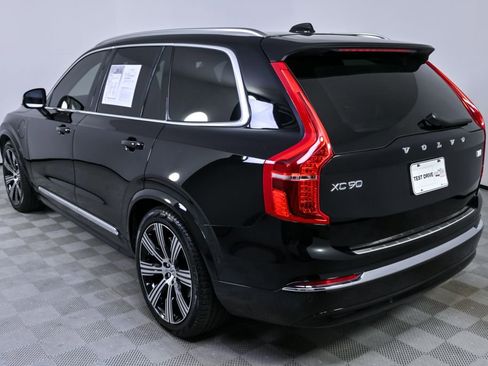 Certified 2024 Volvo XC90 T8 Ultimate w/ Lounge Package image 4