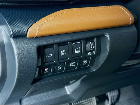 Used 2022 Subaru Forester Touring w/ Popular Package #3 image 10