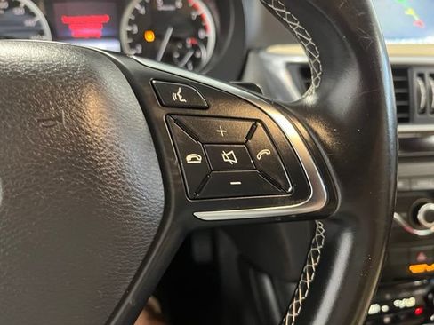 Used 2018 INFINITI QX30 Premium w/ Navigation Package AWD/4WD image 26