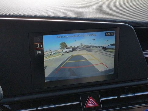 New 2026 Kia Niro LX FWD image 15