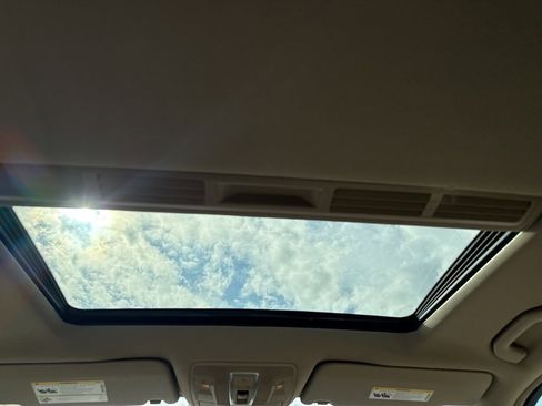 Used 2014 Mercedes-Benz ML 350 ML 350 w/ Premium 1 Package image 19