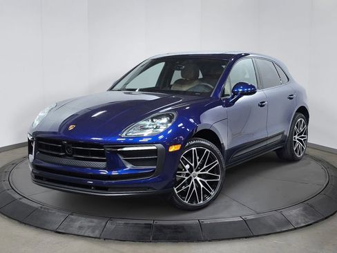New 2026 Porsche Macan image 1