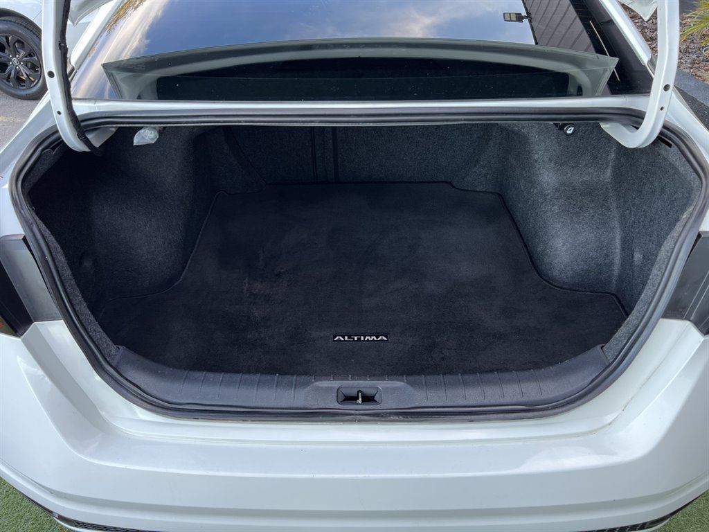 Used 2020 Nissan Altima 2.5 S FWD image 28