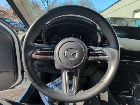 Used 2019 MAZDA MAZDA3 AWD Sedan w/ Select Package image 18