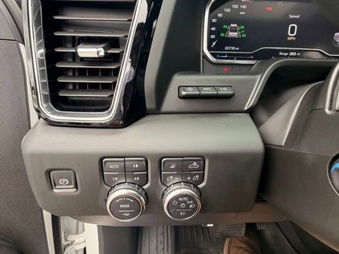Used 2024 GMC Sierra 1500 Denali Ultimate AWD/4WD image 15