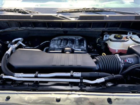 Used 2020 Chevrolet Silverado 1500 LT w/ Texas Edition RWD image 27