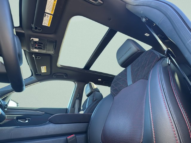 Certified 2026 Honda Pilot Black Edition image 19
