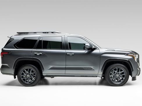 Used 2026 Toyota Sequoia Platinum w/ TRD Performance Package (TMS) AWD/4WD image 6