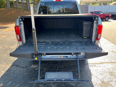 Used 2020 Ford F150 Lariat w/ Equipment Group 502A Luxury image 8