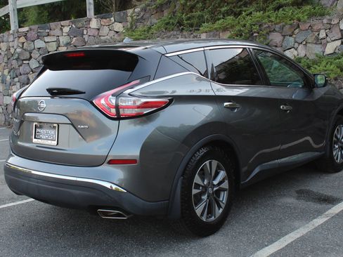 Used 2015 Nissan Murano S AWD/4WD image 9