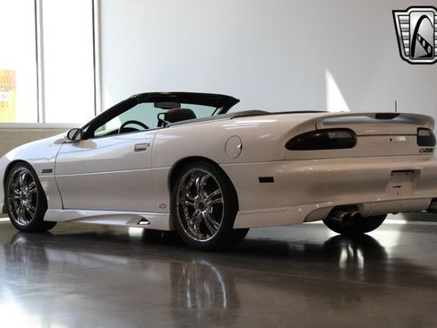 Used 2000 Chevrolet Camaro Z28 image 21