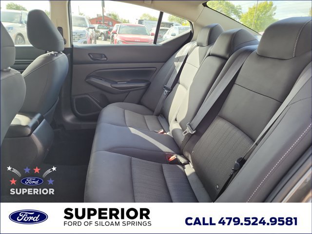 Used 2024 Nissan Altima 2.5 SV FWD image 10