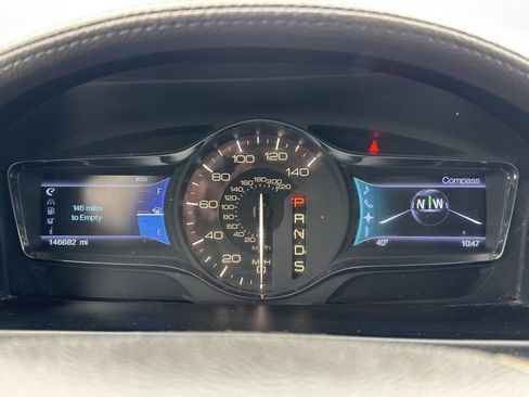 Used 2013 Lincoln MKX AWD image 22