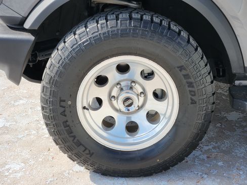 Used 2024 Ford Bronco Big Bend AWD/4WD image 14