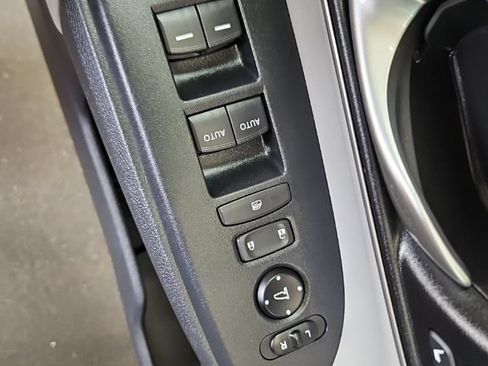 Used 2019 Honda CR-V EX-L image 27