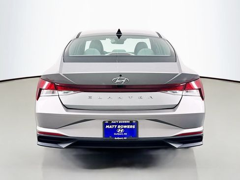 Used 2023 Hyundai Elantra SEL FWD image 6