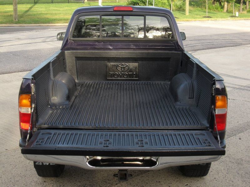 Used 1999 Toyota Tacoma 4x4 Xtracab w/ SR5 Pkg image 15