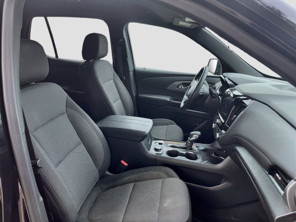 Used 2024 Chevrolet Traverse LT AWD/4WD image 28