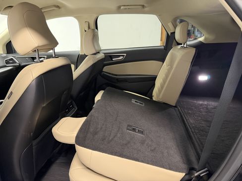 Used 2024 Ford Edge SEL w/ Convenience Package image 24