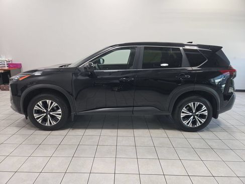 Used 2023 Nissan Rogue SV AWD/4WD image 9