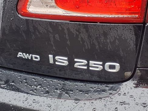 Used 2013 Lexus IS 250 AWD w/ Luxury Plus Pkg Value Edition image 35