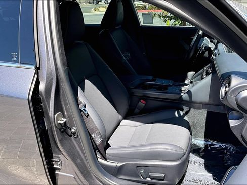 Used 2025 Lexus IS 300 F Sport RWD image 7