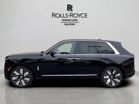 New 2026 Rolls-Royce Cullinan AWD/4WD image 3