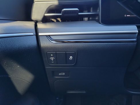 Used 2025 Kia K5 LXS image 24