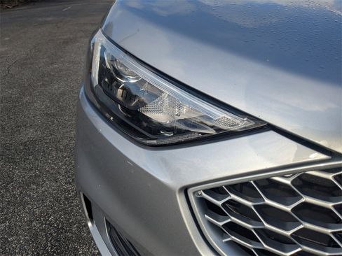 Used 2023 Ford Edge SEL image 10