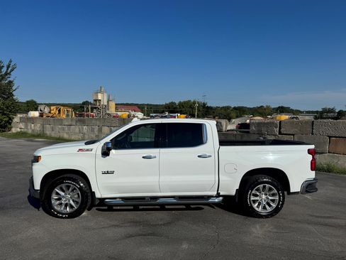Used 2019 Chevrolet Silverado 1500 LTZ image 3