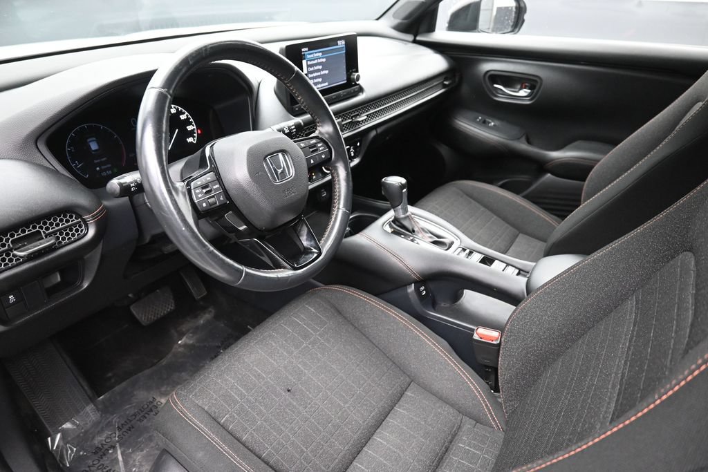 Used 2024 Honda HR-V Sport image 18