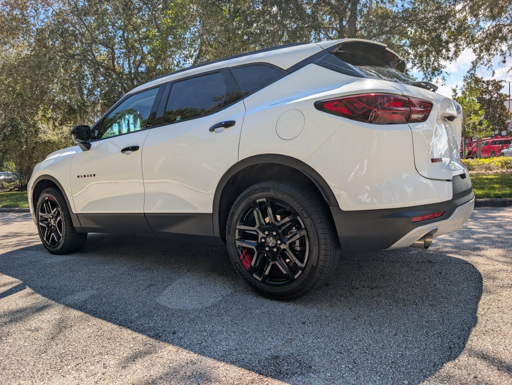 Used 2024 Chevrolet Blazer LT w/ Redline Edition FWD image 6