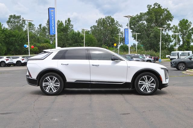 Used 2024 Cadillac Lyriq Tech w/ LPO, Floor Liner Package AWD/4WD image 2