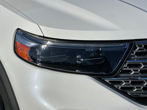 Used 2020 Ford Explorer Limited image 48